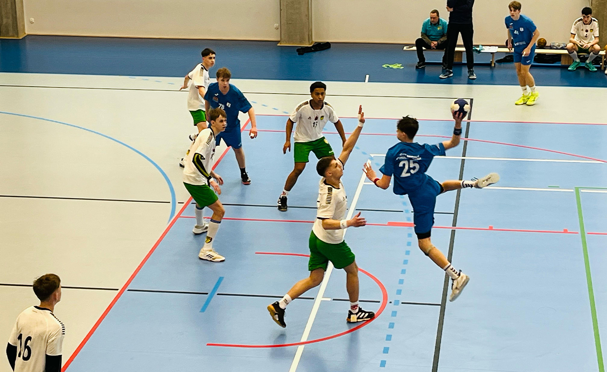 Młodzi szczypiorniści z Polski rywalizowali w Centrum Sportu i Rekreacji UMG