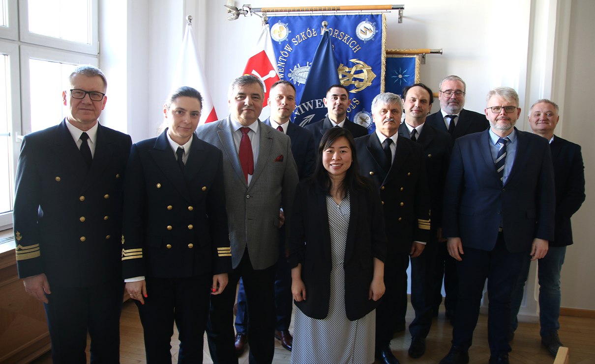 Sin-Yee Loh reprezentująca Maritime and Port Authority of Singapore gościem UMG