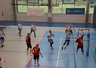 W uniwersyteckim CSiR trwają zawody International Masters Volleyball Tournament