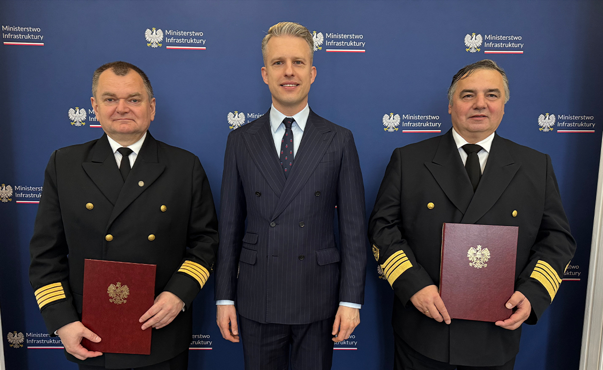 Spotkanie w Ministerstwie Infrastruktury oraz udział Przedstawicieli władz UMG w posiedzeniu sejmowej Komisji Gospodarki Morskiej i Żeglugi Śr&oacute;dlądowej