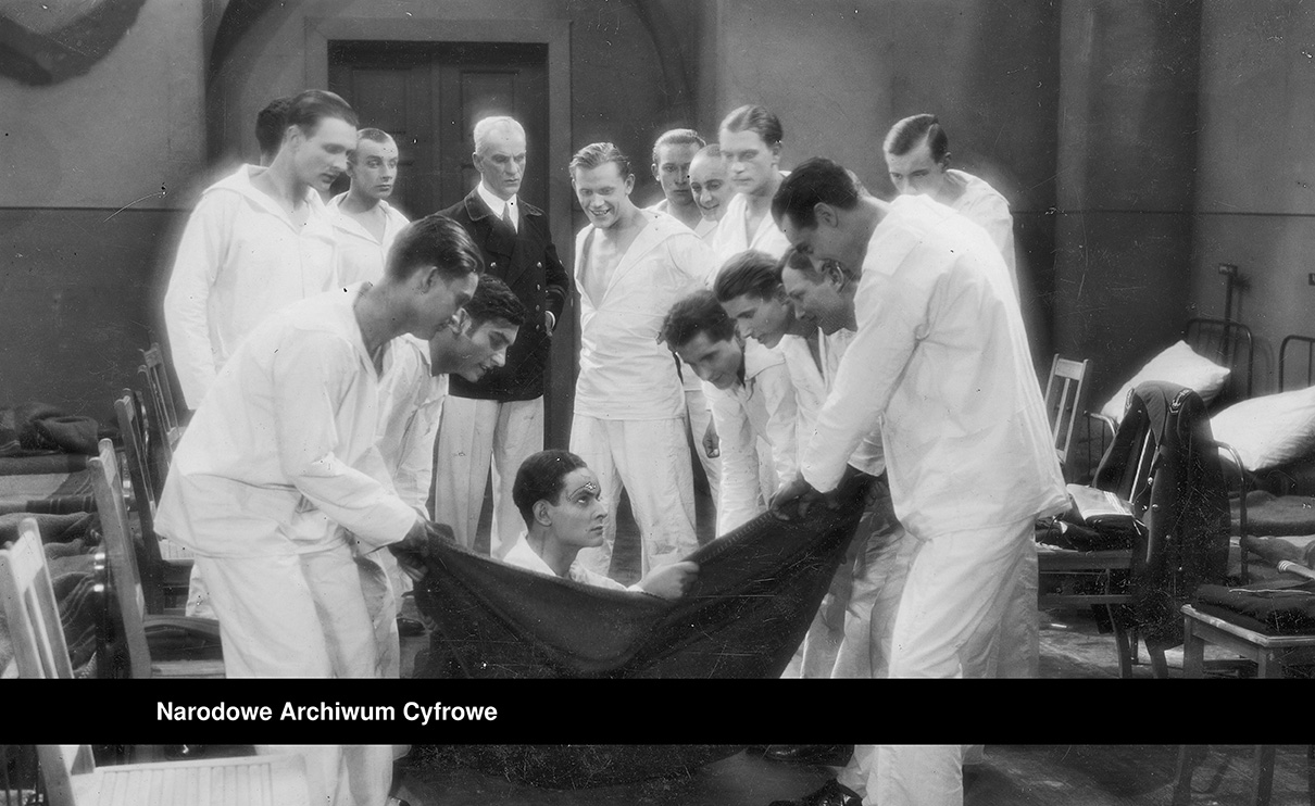 Kadr z filmu \"Pod baderą miłości\" (1929)