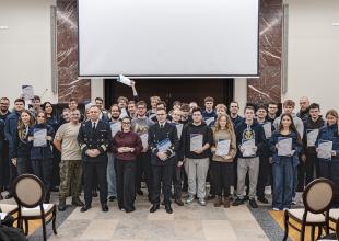 Zdjęcie grupowe kompanii reprezentacyjnej UMG