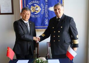 Uniwersytet Morski w Gdyni będzie wsp&oacute;łpracował z Uniwersytetem Morskim w Dalian