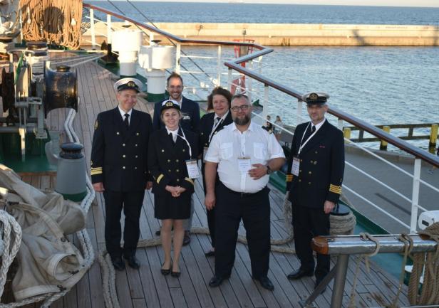 Zaproszeni prelegenci z przewodniczącym konferencji. Od lewej: Enrique Romero-Cadaval, Dmitrii Vinnikov, Jacek Rąbkowski, Francesco Iannuzzo and Krzysztof G&oacute;recki