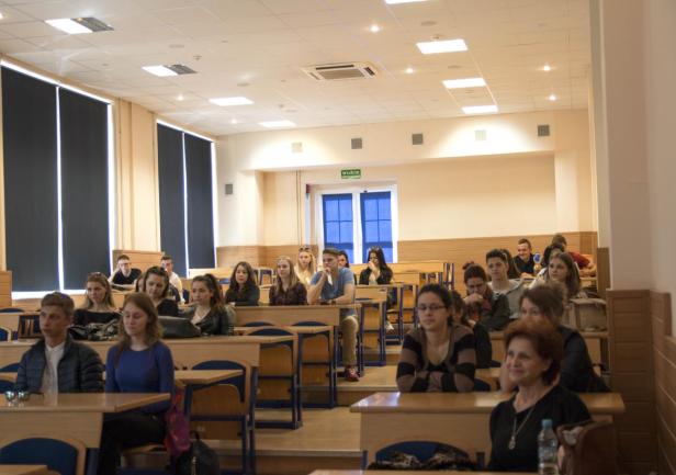 Prezentacja o Akademii Morskiej w Gdyni.