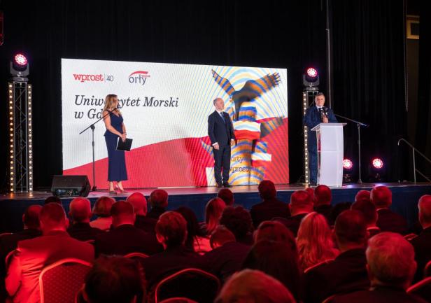 Wprost/ArsLumen.pl Piotr Woźniakiewicz