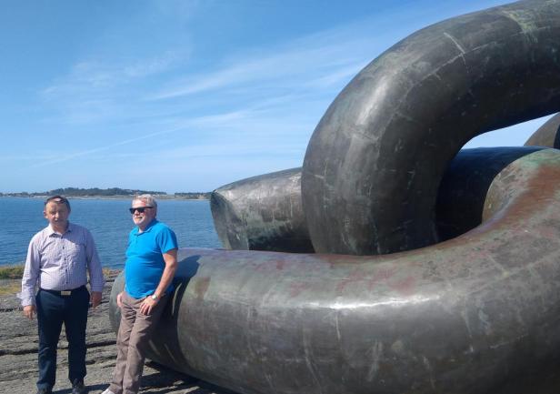 Komendant z Chiefem i \"Zerwany łańcuch\"