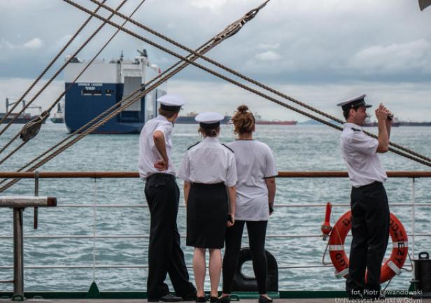 ... i centrum światowej żeglugi,